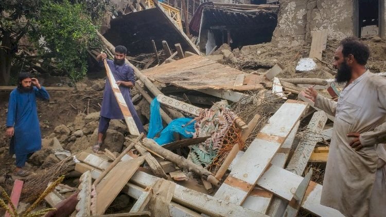Pope prays for victims of earthquake in Afghanistan